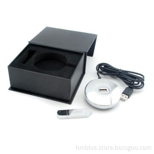 High-quality USB extender, beautifies your desk with a massive, high-gloss USB data link
